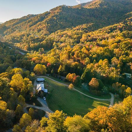 Engadine Inn And Cabins Candler Εξωτερικό φωτογραφία